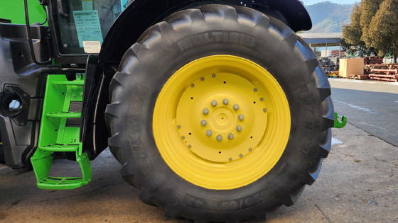 미쉐린 타이어 V1